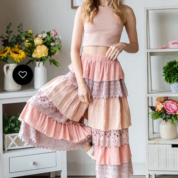 Colorful Layered Ruffle Pants - Picture 3 of 6